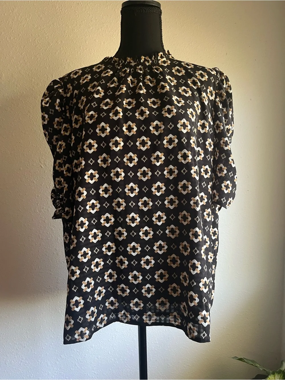 LOFT Black Floral Puff-Sleeve Mock-Neck Blouse